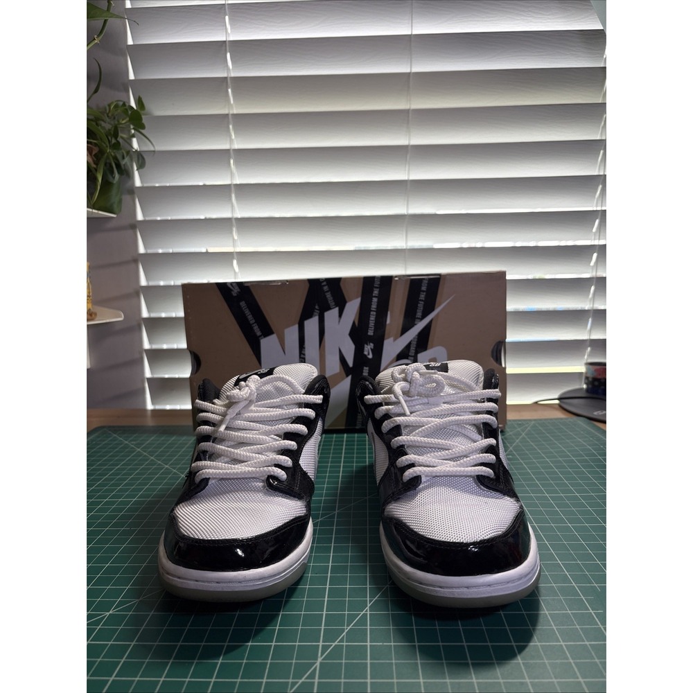 Nike Dunk Low Premium SB QS rare Size 7.5 Men's Black/White Concord Dunks